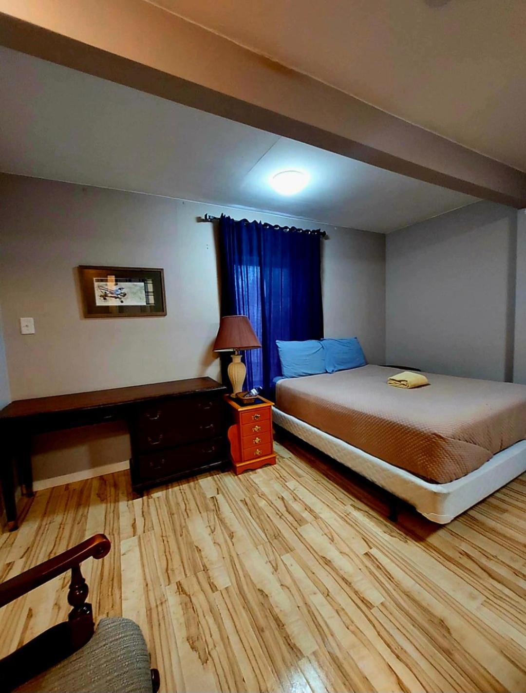Port Burwell Earthquest Lodge מראה חיצוני תמונה