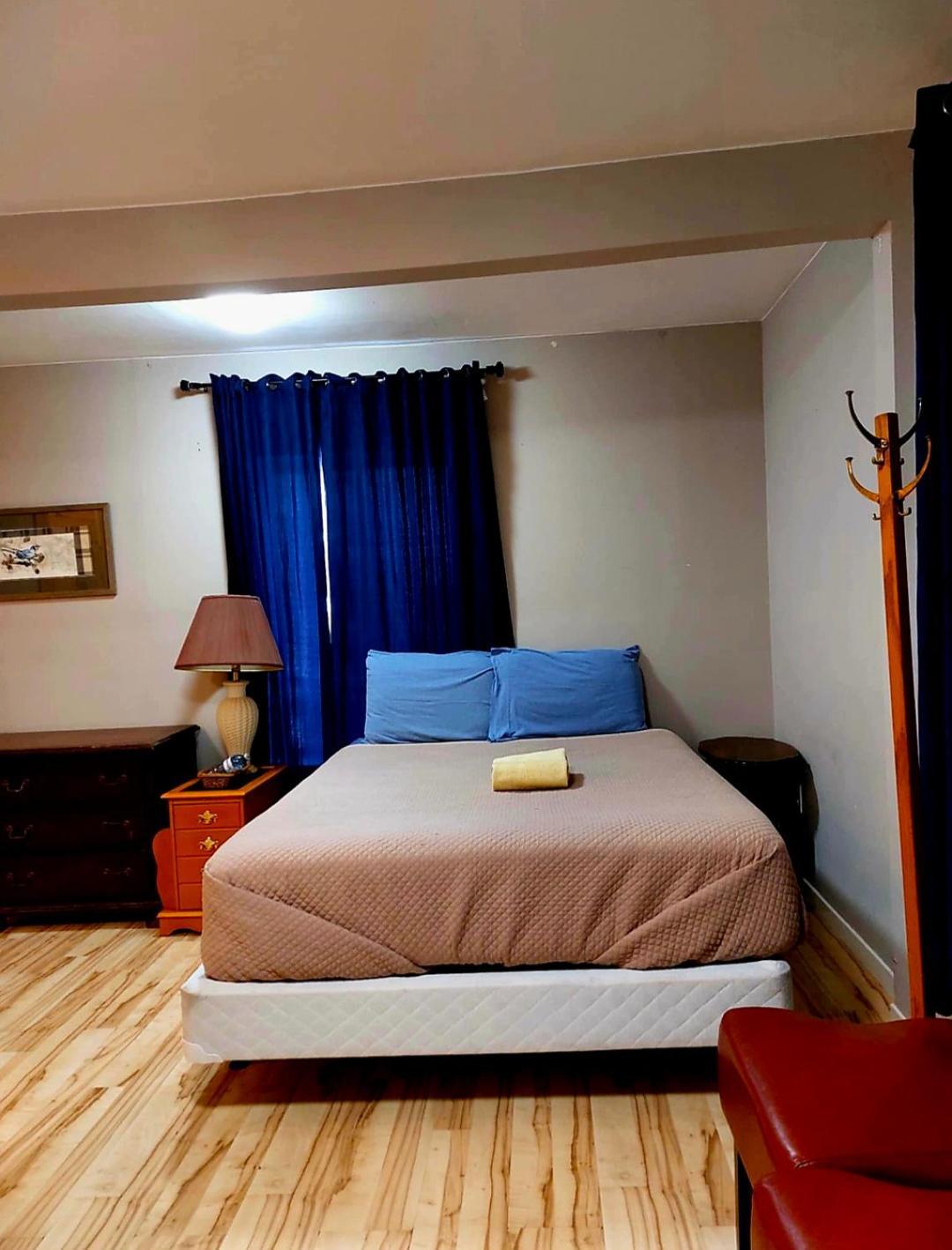 Port Burwell Earthquest Lodge מראה חיצוני תמונה